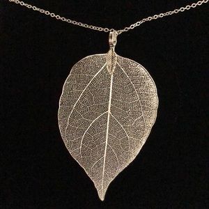 Brand New Silver Leaf Necklace